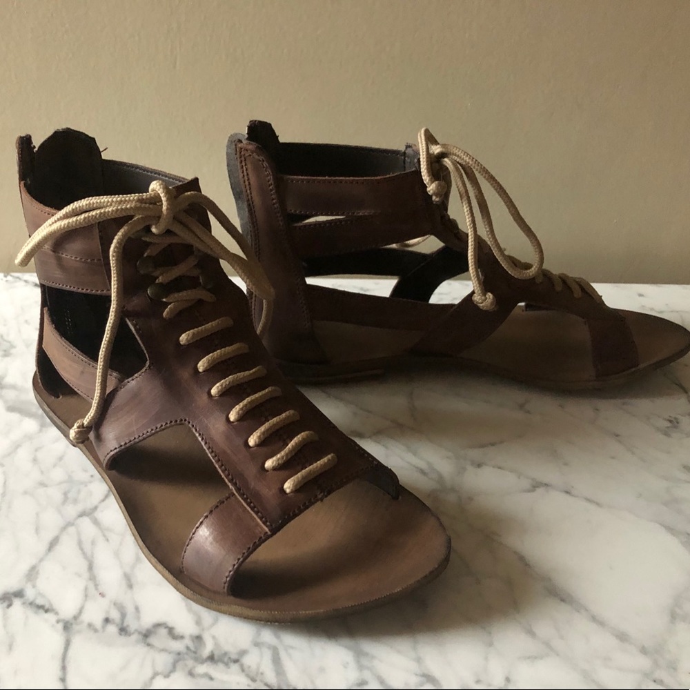 Boutique 9 Lace Gladiator Leather Sandals - Picture 6 of 6